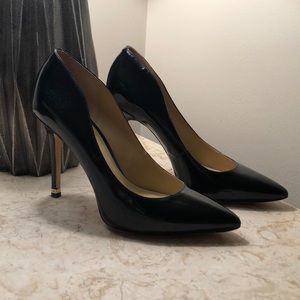 Black Michael Kors Pumps
